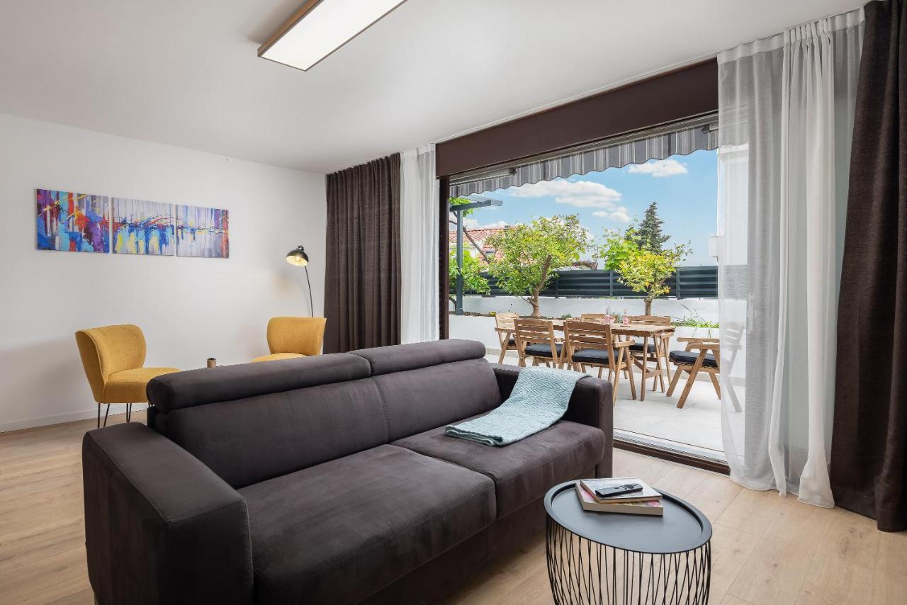 Lemon Tree Luxury, Free Parking Apartman *